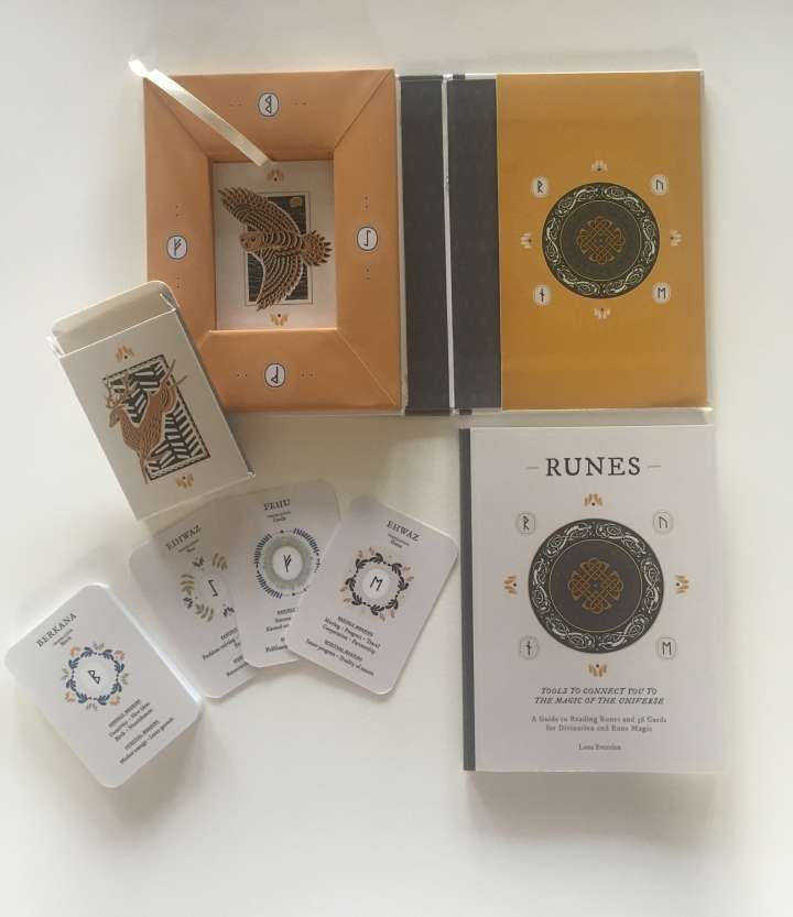 Rune cards